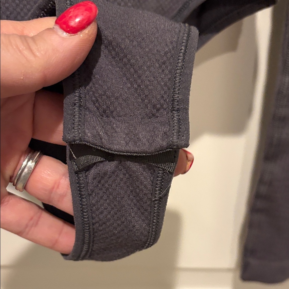 VGUC- Sexy Dark Gray Gymshark Bodysuit with tons of stretch, M - Picture 5 of 7